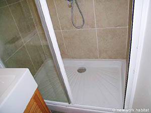 Parigi Grande monolocale appartamento casa vacanze - bagno (PA-3121) photo 3 di 4