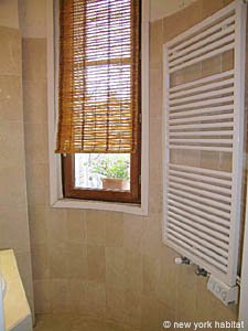 Paris 4 Zimmer wohnungsvermietung - badezimmer 1 (PA-3140) photo 3 von 4