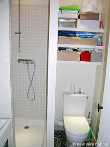 Paris T4 appartements location vacances - salle d'eau 2 (PA-3153) photo 3 de 4