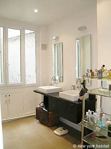 Par&iacute;s 3 Dormitorios alojamiento - ba&ntilde;o 1 (PA-3157) photo 1 de 4