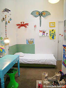 Paris T4 appartements location vacances - chambre 2 (PA-3172) photo 1 de 4