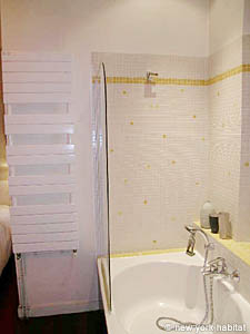 Paris T4 appartements location vacances - salle d'eau 1 (PA-3172) photo 4 de 4
