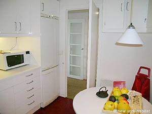 Paris T3 appartement location vacances - cuisine (PA-3176) photo 4 sur 6