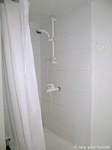 Paris T3 appartement location vacances - salle de bain 1 (PA-3176) photo 4 sur 4