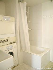 Paris T3 appartement location vacances - salle de bain 1 (PA-3176) photo 3 sur 4