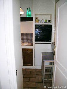 Paris Studio accommodation - kitchen (PA-3188) photo 1 of 4