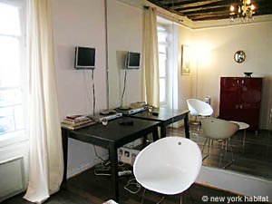 Paris Studio accommodation - living room (PA-3188) photo 5 of 9