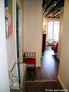 Paris Studio accommodation - living room (PA-3188) photo 1 of 9