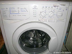 Paris Studio accommodation - bathroom (PA-3188) photo 4 of 4