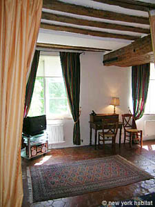 Paris Studio accommodation - living room (PA-3201) photo 5 of 11