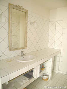 Paris T2 logements location appartements - salle d'eau (PA-3203) photo 2 de 4