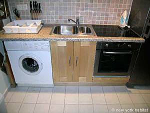 Paris Alcove Studio accommodation - kitchen (PA-3220) photo 3 of 3