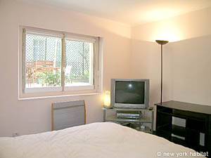 Paris 1 Bedroom apartment - bedroom (PA-3224) photo 3 of 7