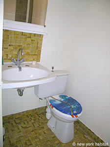 Paris Studio apartment - bathroom (PA-3237) photo 1 of 2