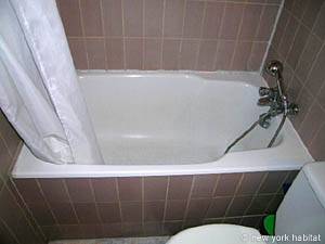 Paris Studio/T1 appartements location vacances - salle d'eau (PA-3245) photo 2 de 2
