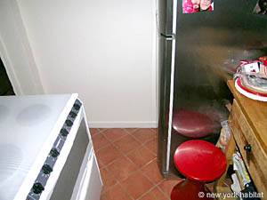 Paris 1 Bedroom accommodation kitchen photo 20