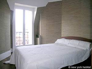 Paris 1 Bedroom apartment - bedroom (PA-3279) photo 2 of 4