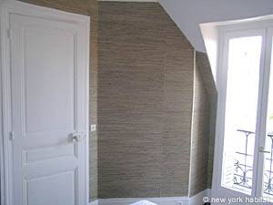 Paris 1 Bedroom apartment - bedroom (PA-3279) photo 4 of 4