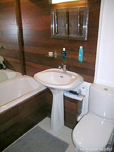 Paris Studio apartment - bathroom (PA-3295) photo 2 of 2