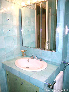 Paris T4 logements location appartements - salle d'eau 3 (PA-3299) photo 1 de 3