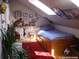 Par&iacute;s 3 Dormitorios - Loft - D&uacute;plex alojamiento - dormitorio 3 (PA-3303) photo 1 de 3