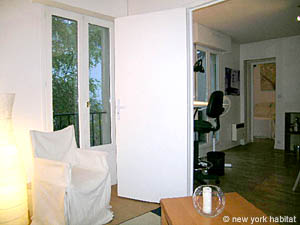 Paris 2 Bedroom apartment - bedroom 2 (PA-3308) photo 3 of 5