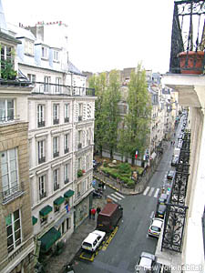 Paris 1 Bedroom accommodation - bedroom (PA-3314) photo 2 of 3