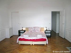 Paris 4 Bedroom apartment - bedroom 1 (PA-3320) photo 1 of 5