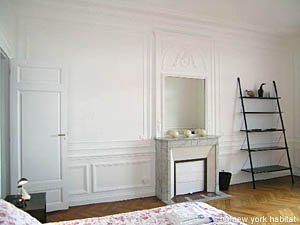 Paris 4 Bedroom apartment - bedroom 1 (PA-3320) photo 3 of 5