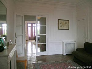 Paris 4 Bedroom apartment - bedroom 4 (PA-3320) photo 5 of 6