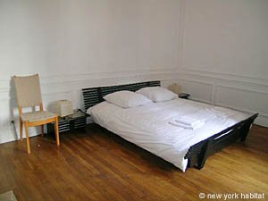 Paris 4 Bedroom apartment - bedroom 2 (PA-3320) photo 1 of 4