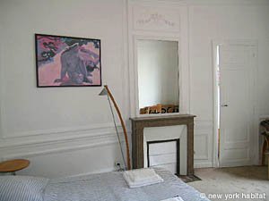 Paris 4 Bedroom apartment - bedroom 3 (PA-3320) photo 3 of 5