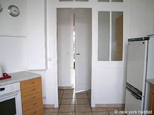Paris 4 Bedroom apartment - kitchen (PA-3320) photo 3 of 4