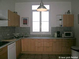 Paris 4 Bedroom apartment - kitchen (PA-3320) photo 2 of 4