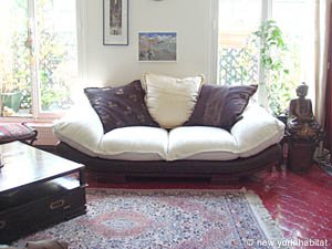 Paris T2 logement location appartement - s&eacute;jour (PA-3349) photo 8 sur 11