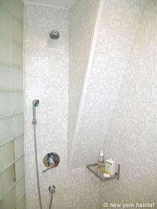 Paris 2 Zimmer ferienwohnung - badezimmer 1 (PA-3351) photo 2 von 4