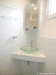 Paris 2 Zimmer ferienwohnung - badezimmer 1 (PA-3351) photo 1 von 4