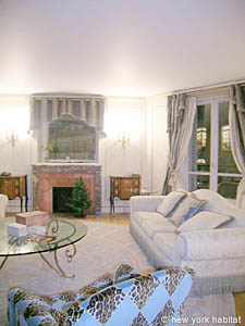 Paris 3 Bedroom accommodation - living room (PA-3354) photo 4 of 14