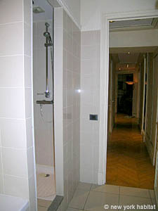 Paris 3 Bedroom accommodation - bathroom 1 (PA-3354) photo 3 of 5