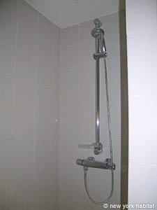Paris 3 Bedroom accommodation - bathroom 1 (PA-3354) photo 5 of 5