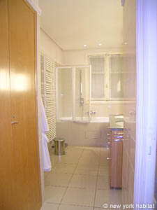 Paris 3 Bedroom accommodation - bathroom 2 (PA-3354) photo 1 of 6