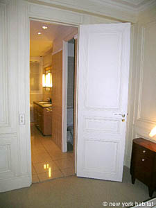 Paris 3 Bedroom accommodation - bathroom 2 (PA-3354) photo 6 of 6