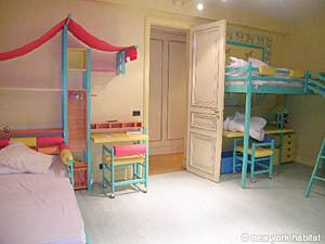 Paris 3 Bedroom accommodation - bedroom 2 (PA-3354) photo 6 of 10