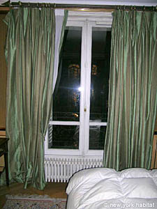 Paris 3 Bedroom accommodation - bedroom 3 (PA-3354) photo 5 of 6