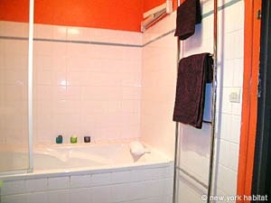 Paris 2 Zimmer ferienwohnung - badezimmer (PA-3357) photo 2 von 3