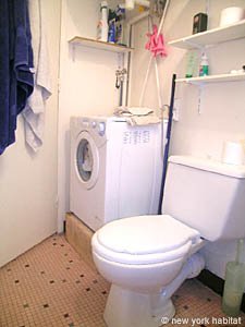 Paris Studio/T1 appartements location vacances - salle d'eau (PA-3367) photo 3 de 3