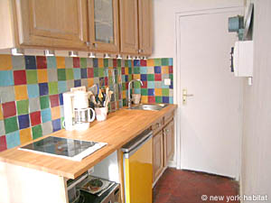 Paris Alcove Studio accommodation kitchen photo 9
