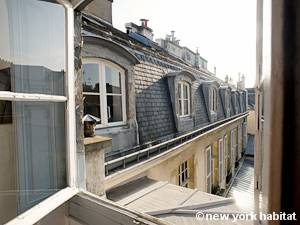 Paris 4 Zimmer - Duplex wohnungsvermietung - schlafzimmer 2 (PA-3390) photo 3 von 5