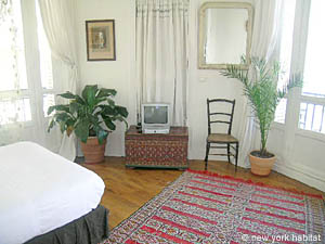 Paris 3 Bedroom accommodation - bedroom 1 (PA-3407) photo 4 of 7