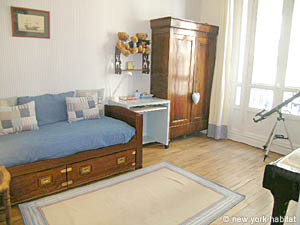 Paris 3 Bedroom accommodation - bedroom 2 (PA-3407) photo 2 of 6